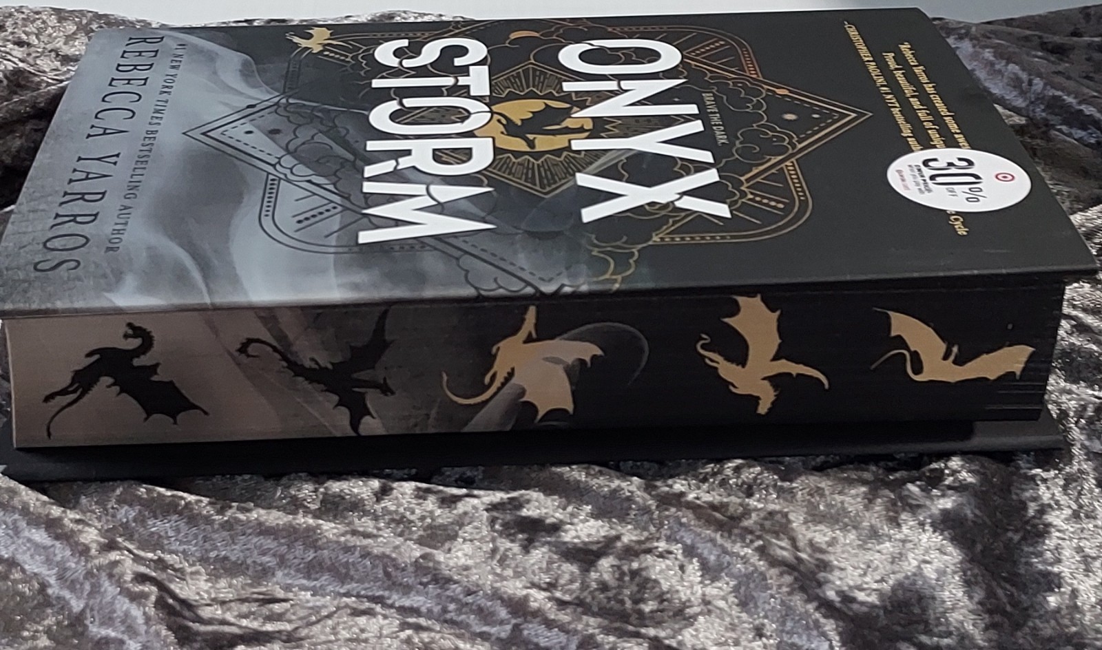 Onyx Storm Deluxe Limited Edition Hardcover