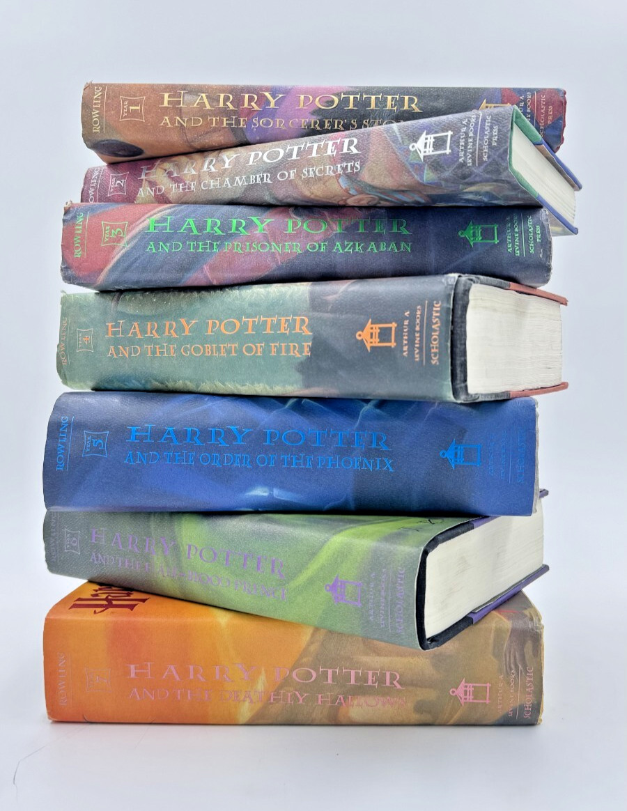 Harry Potter Hardcover Boxed Set: Books 1-7 plus bonus by J. K. Rowling…