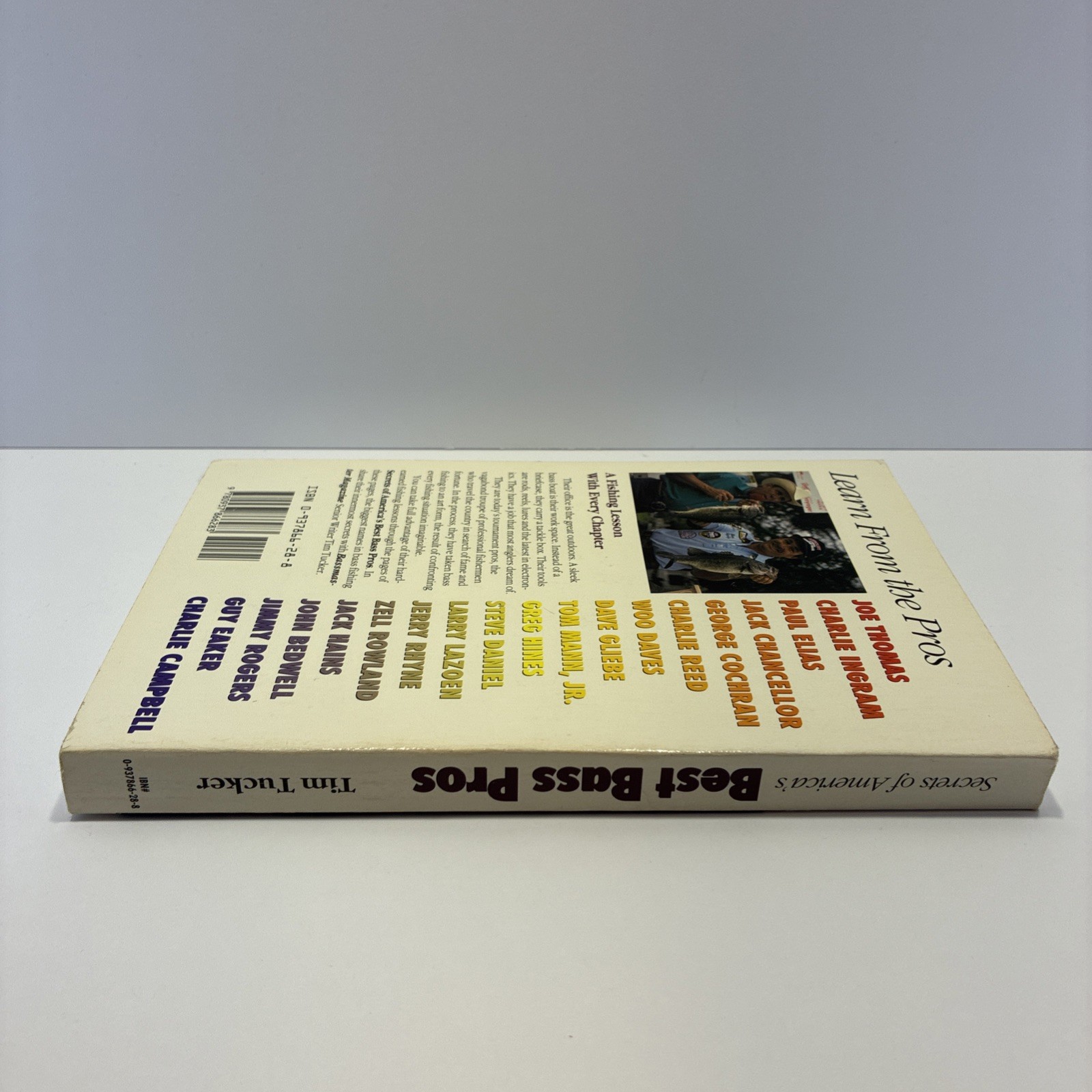 SECRETS OF AMERICA’S BEST BASS PROS By Tim Tucker Paper Back 244 pages