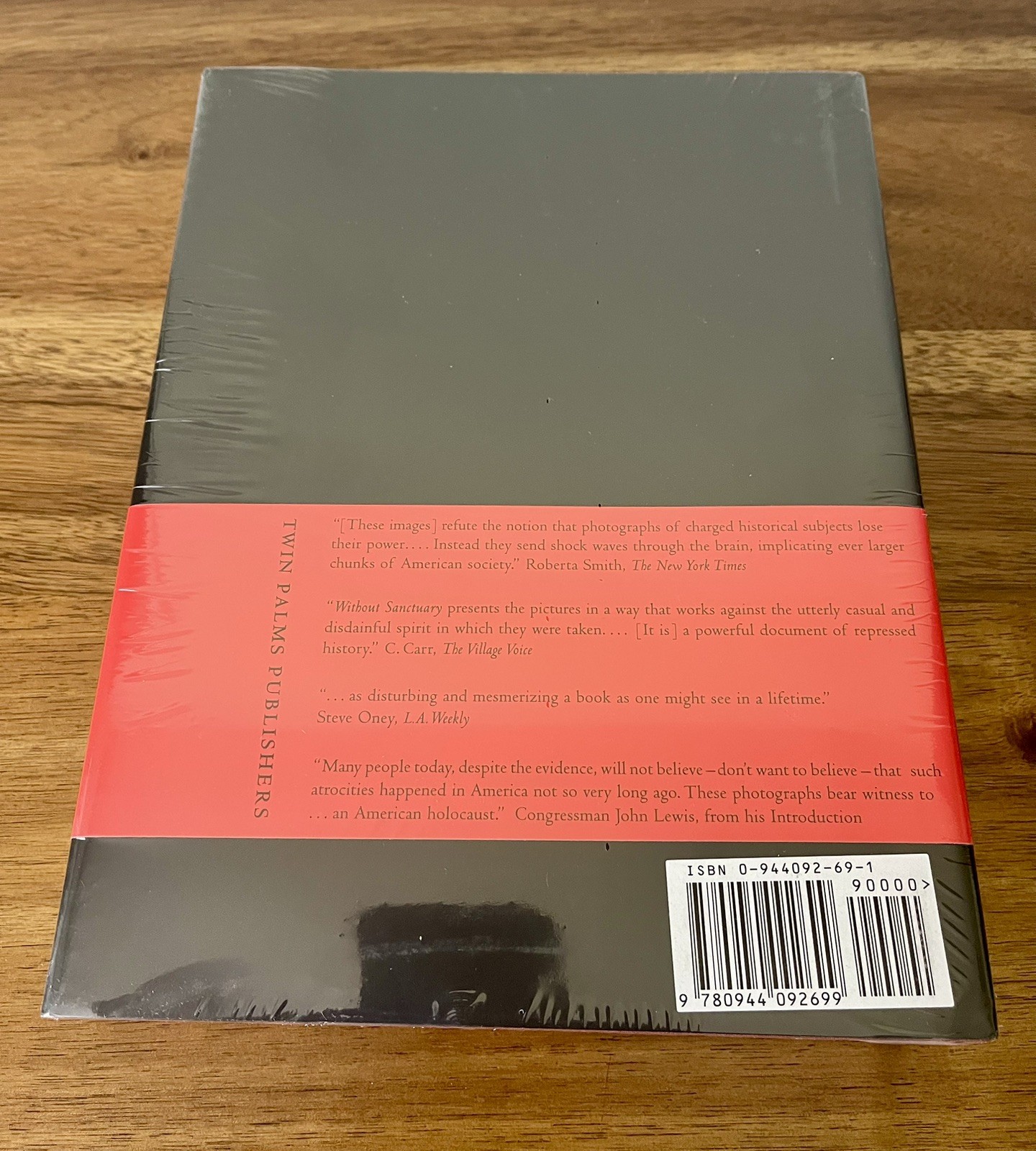 Without Sanctuary: Lynching Photography in America by James Allen, Hardcover