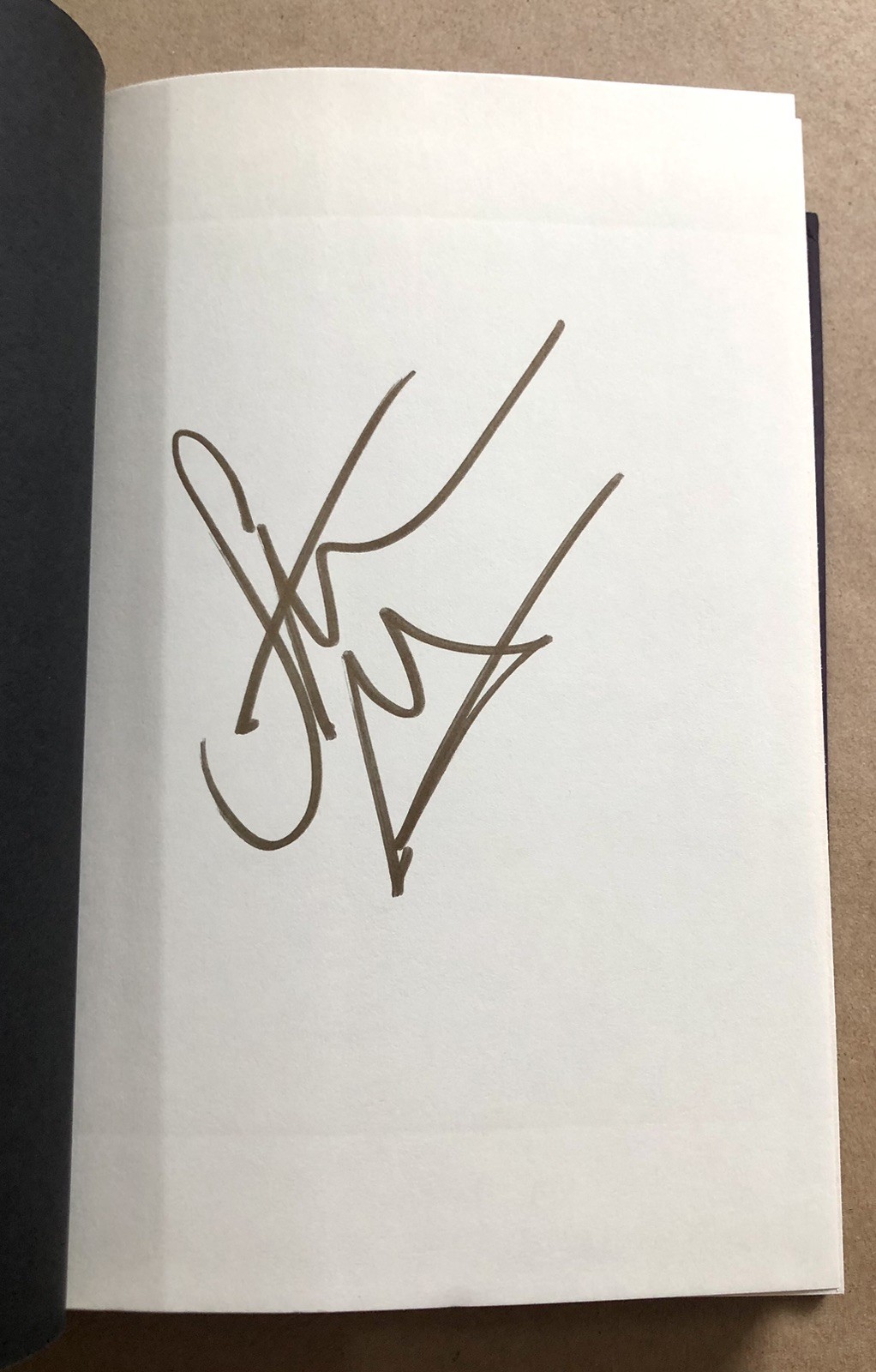 Finale, Stephanie Garber, AUTHOR SIGNED, 2019 HC/DJ, 1ST EDITION 1ST PRINT, VG+