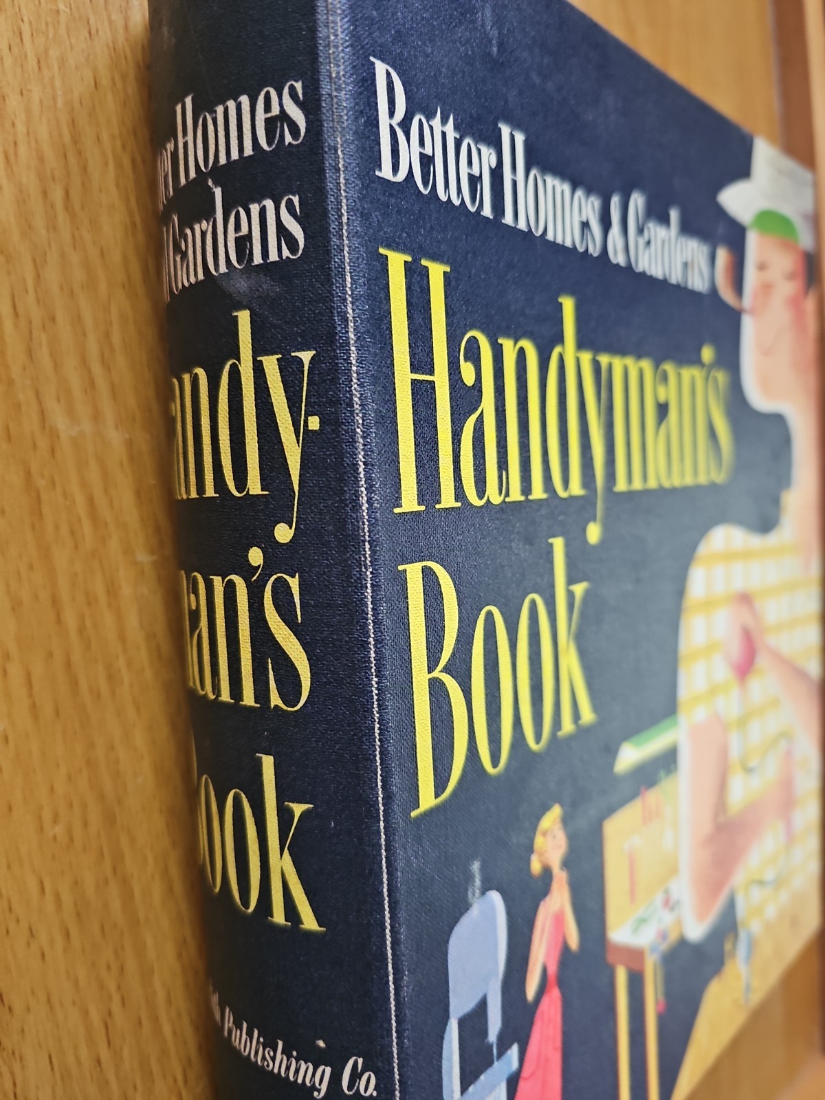 Better Homes & Gardens Handyman’s Book 5 Ring Binder 400 pages 1957 Fix It