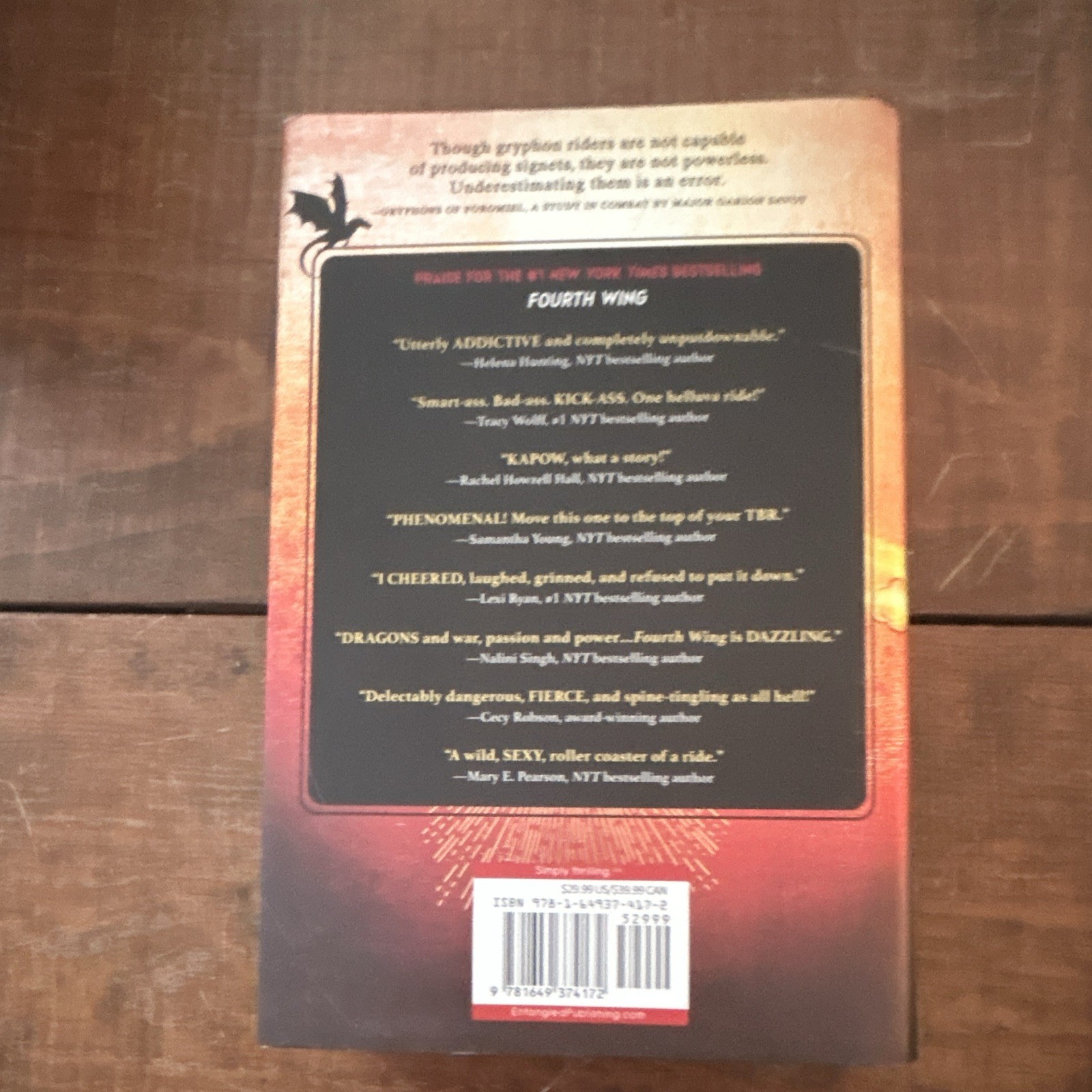 Rebecca Yarros Iron Flame The Empyrean Fantasy Paperback Entangled 2020s