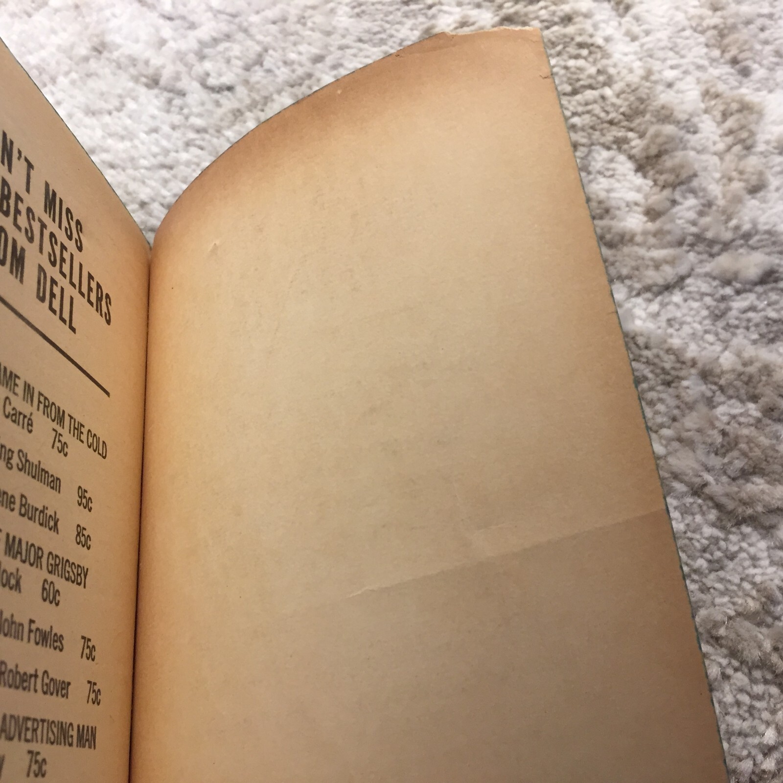 A Banner With a Strange Device Romance Paperback Book by Arona McHugh Dell 1965