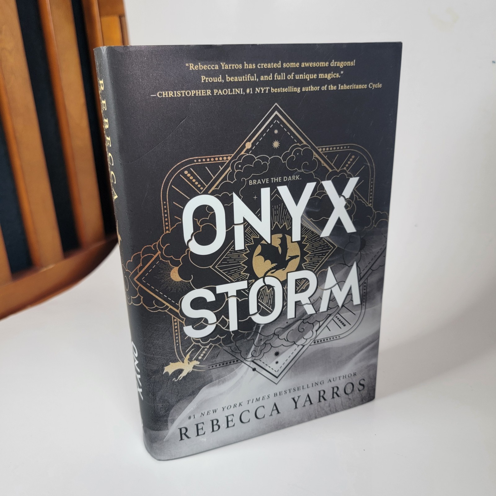 Onyx Storm (Wing and Claw Collection) by Rebecca Yarros (Hardcover) SEE DESC