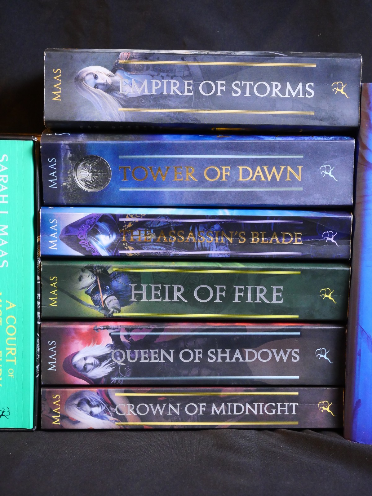 Sarah J. Maas Mixed Series Lot – A Throne of Glass, Crescent City, A Court of…