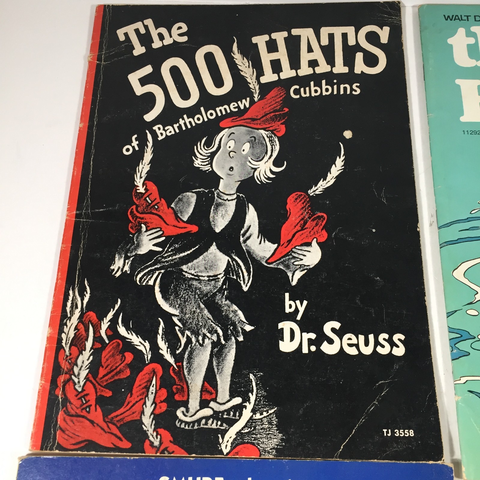 Lot of 4 Paperback Childrens Books-Dr. Seuss 500 Hats, Smurfs, Fox & Hound, Oz