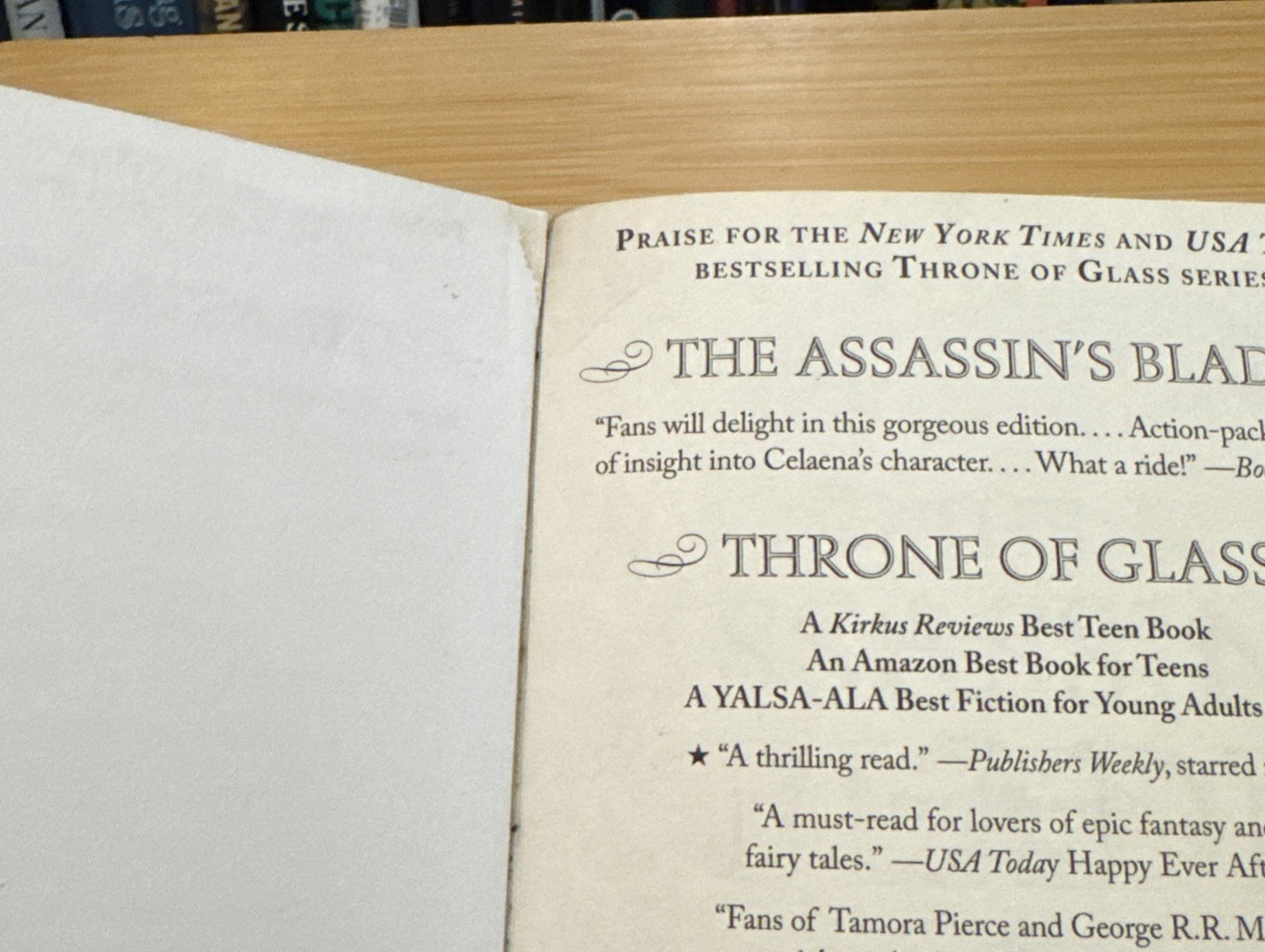 The Assassin’s Blade – Sarah J Maas (Paperback) 1st/4th, Original Cover, EX-Lib.