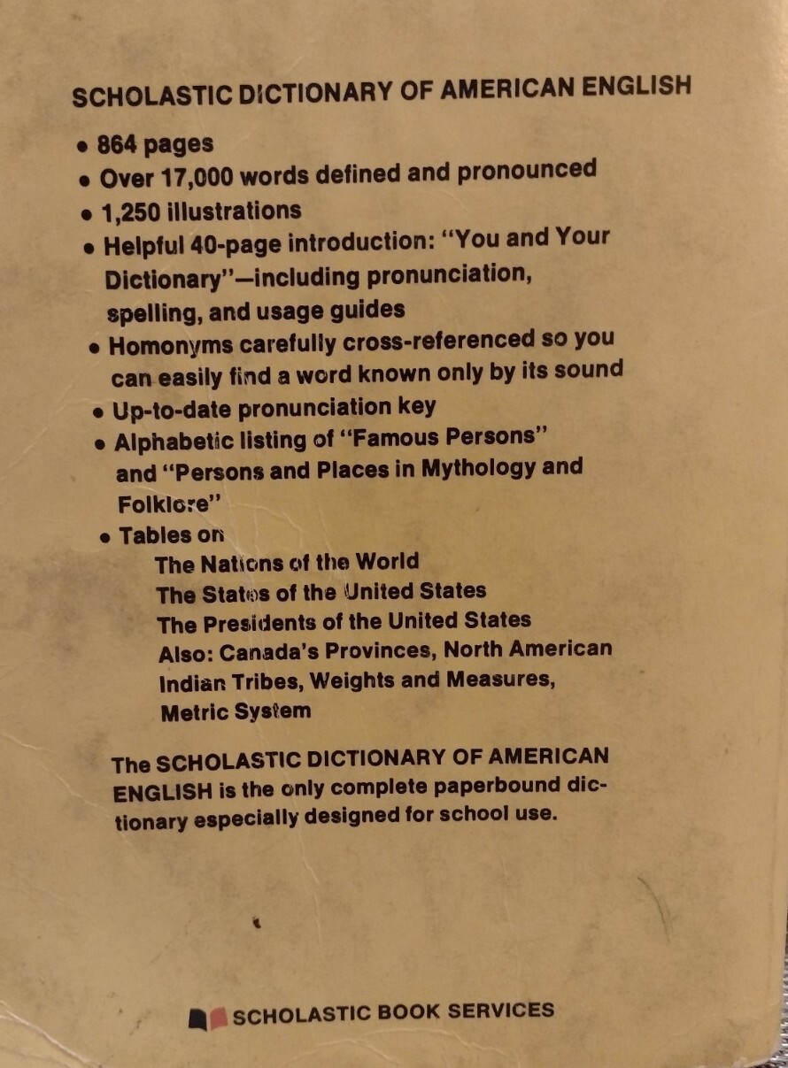 VINTAGE SCHOLASTIC DICTIONARY OF AMERICAN ENGLISH 1970’s PAPERBACK 864 PAGES