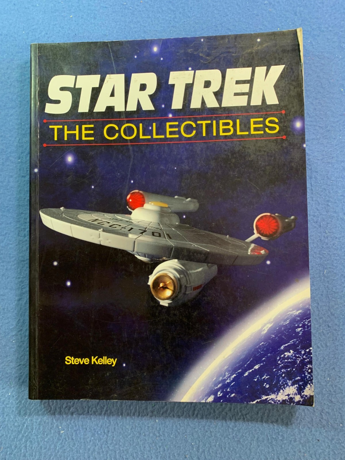 Star Trek The Collectibles -Steve Kelly – 256 pages – 2008 –b