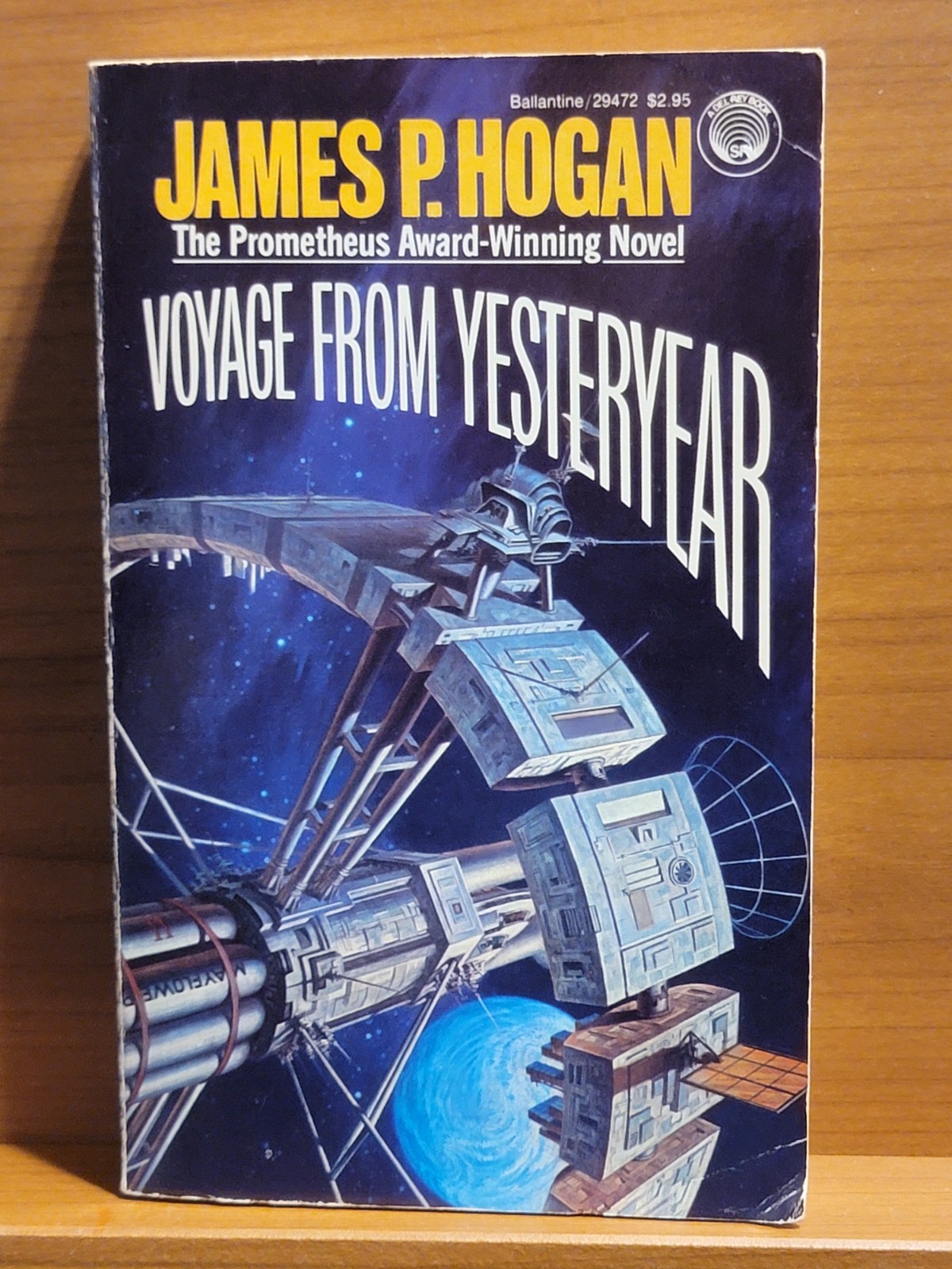 Voyage from Yesteryear by James P. Hogan (1982, Mass Market)