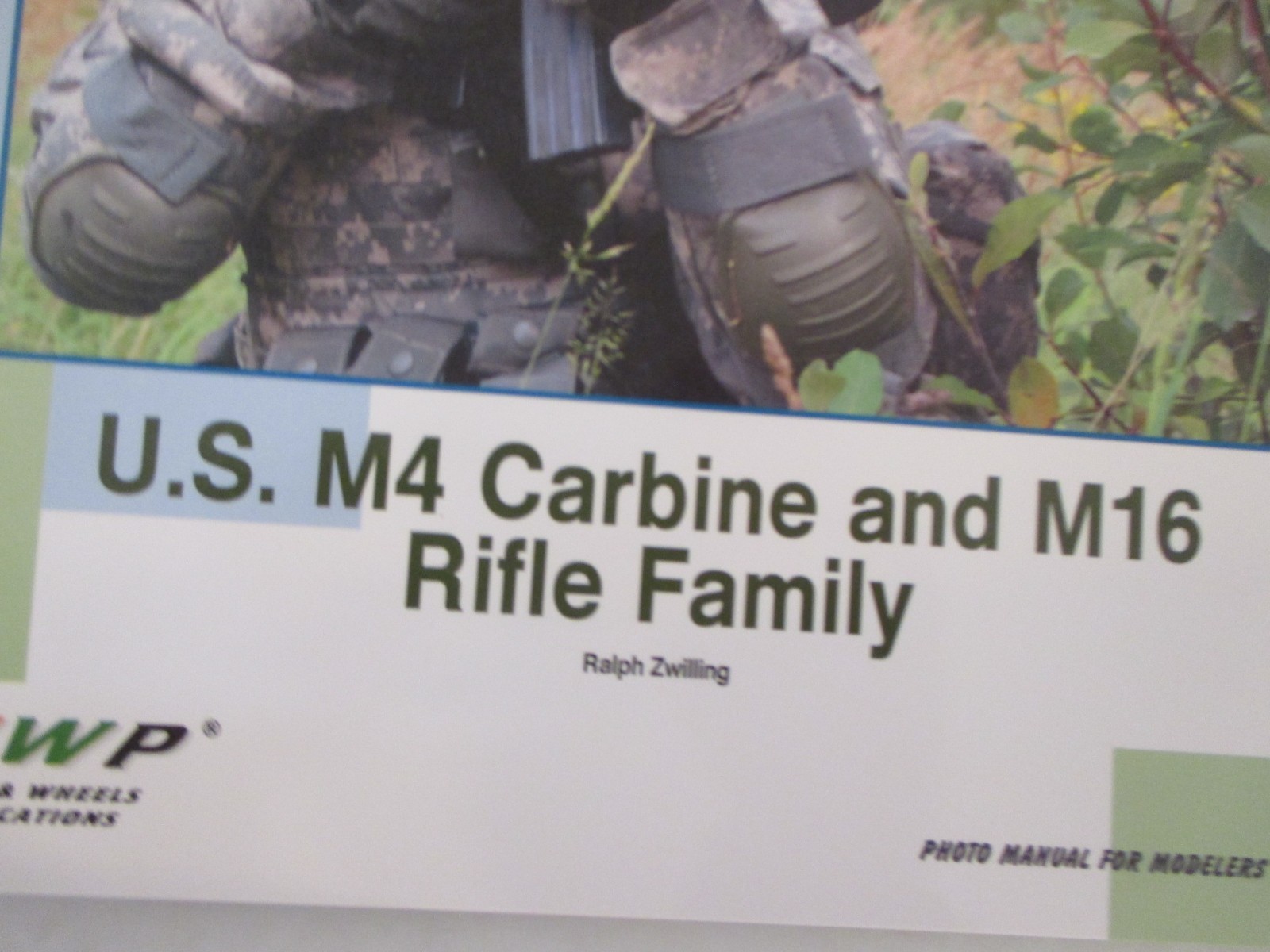 U.S. M4 Carbine and M16 Rifle Family, Photo Manual, 128 pages