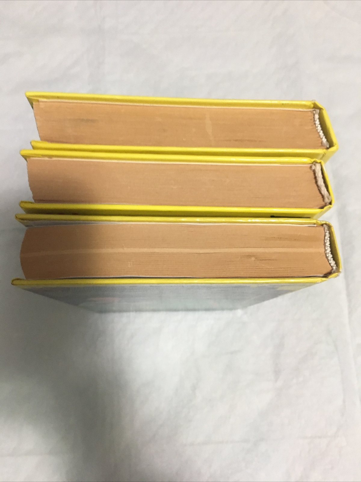 СКЕЛЕТ ИЗ ПРОБИРКИ, ВЫНОС ДЕЛА И КОСТЮМ НАДУВНОЙ ЖЕНЩИНЫ. ХОРОШИЕ КНИГИ ДЛЯ ВАС.