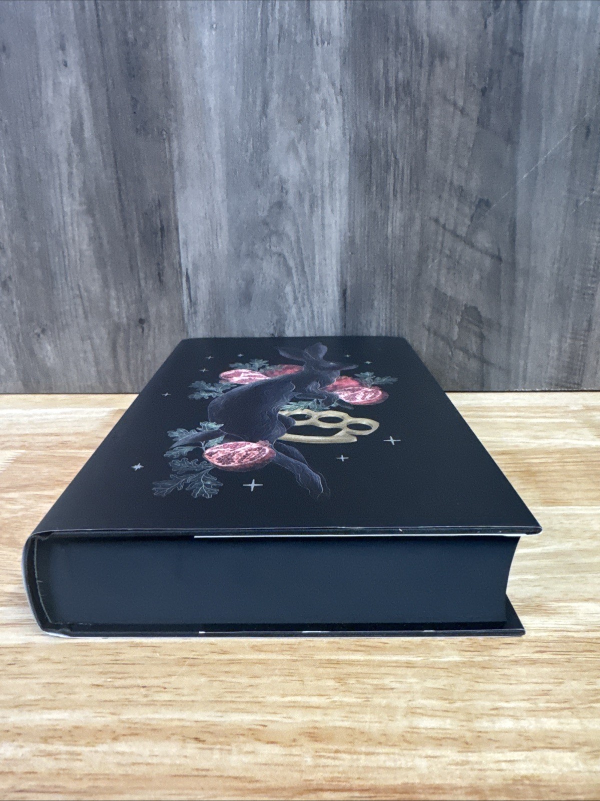 Illumicrate – Ninth House & Hell Bent – Leigh Bardugo – Exclusive Sprayed Edges