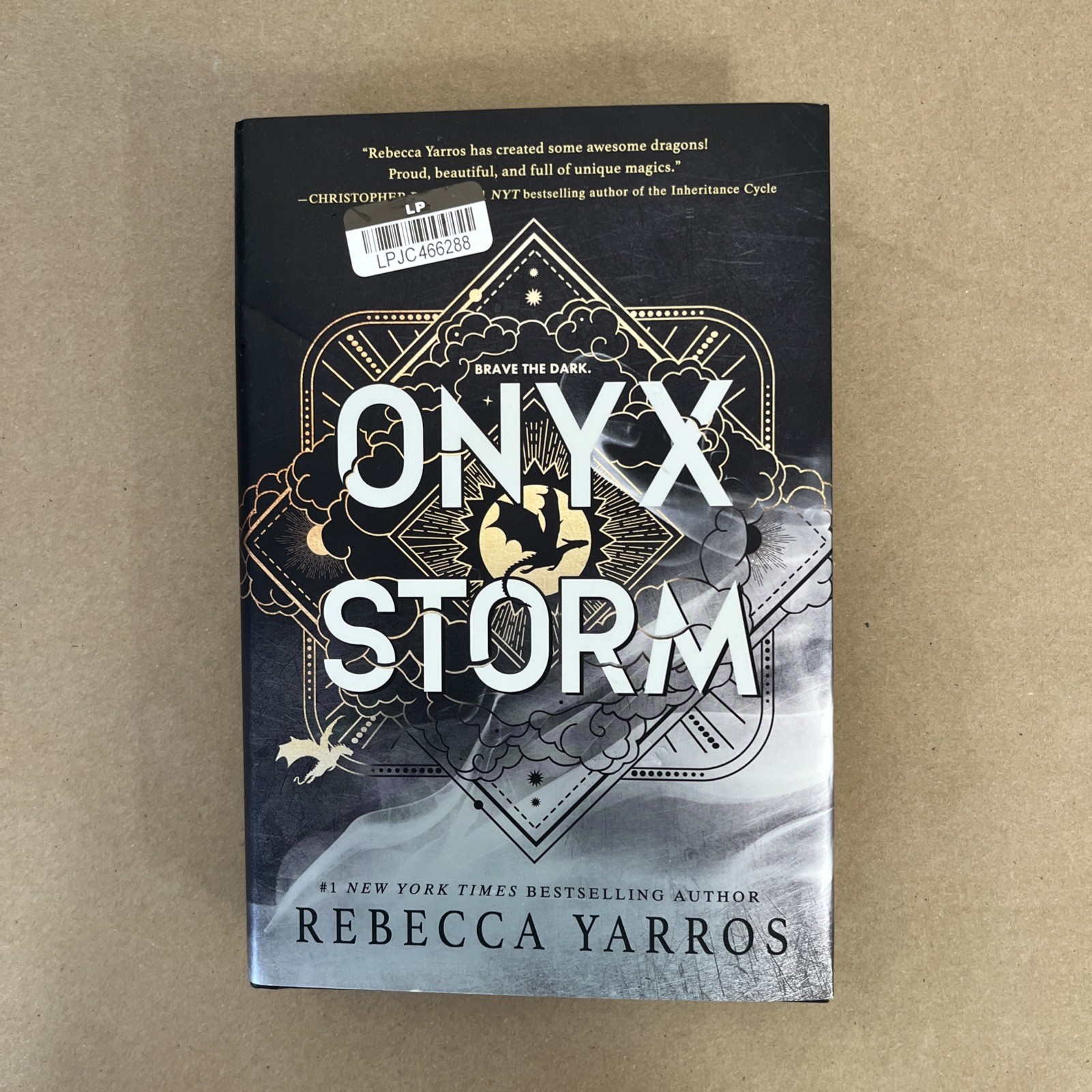 Rebecca Yarros – Onyx Storm Hardcover SEE DESCRIPTION