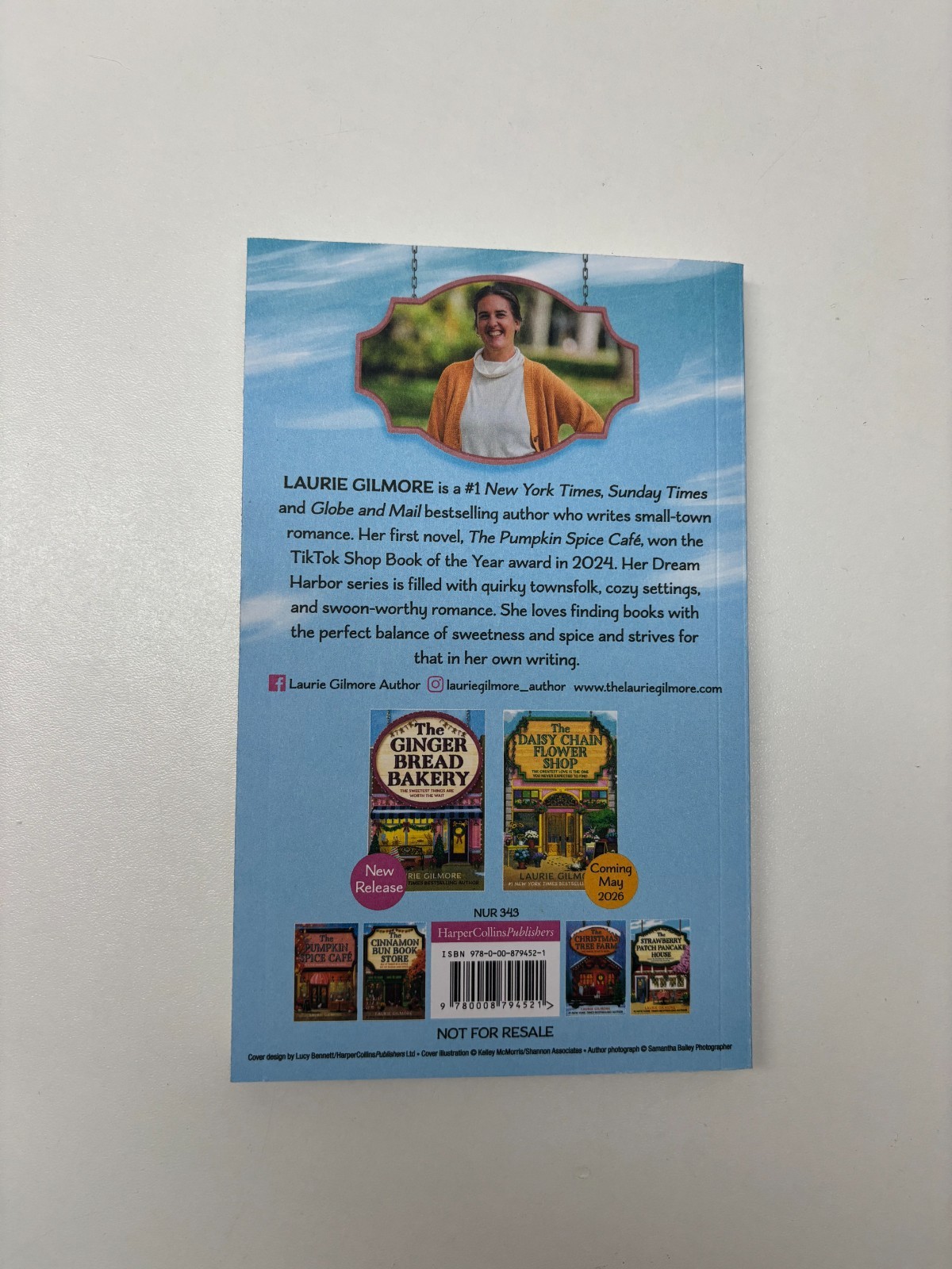 The apple pie ice cream parlor by Dream Harbor set Laurie Gilmore