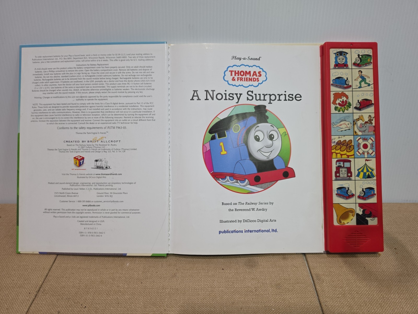 THOMAS THE TANK ENGINE: A NOISY SURPRISE: PLAY-A-SOUND By No Author