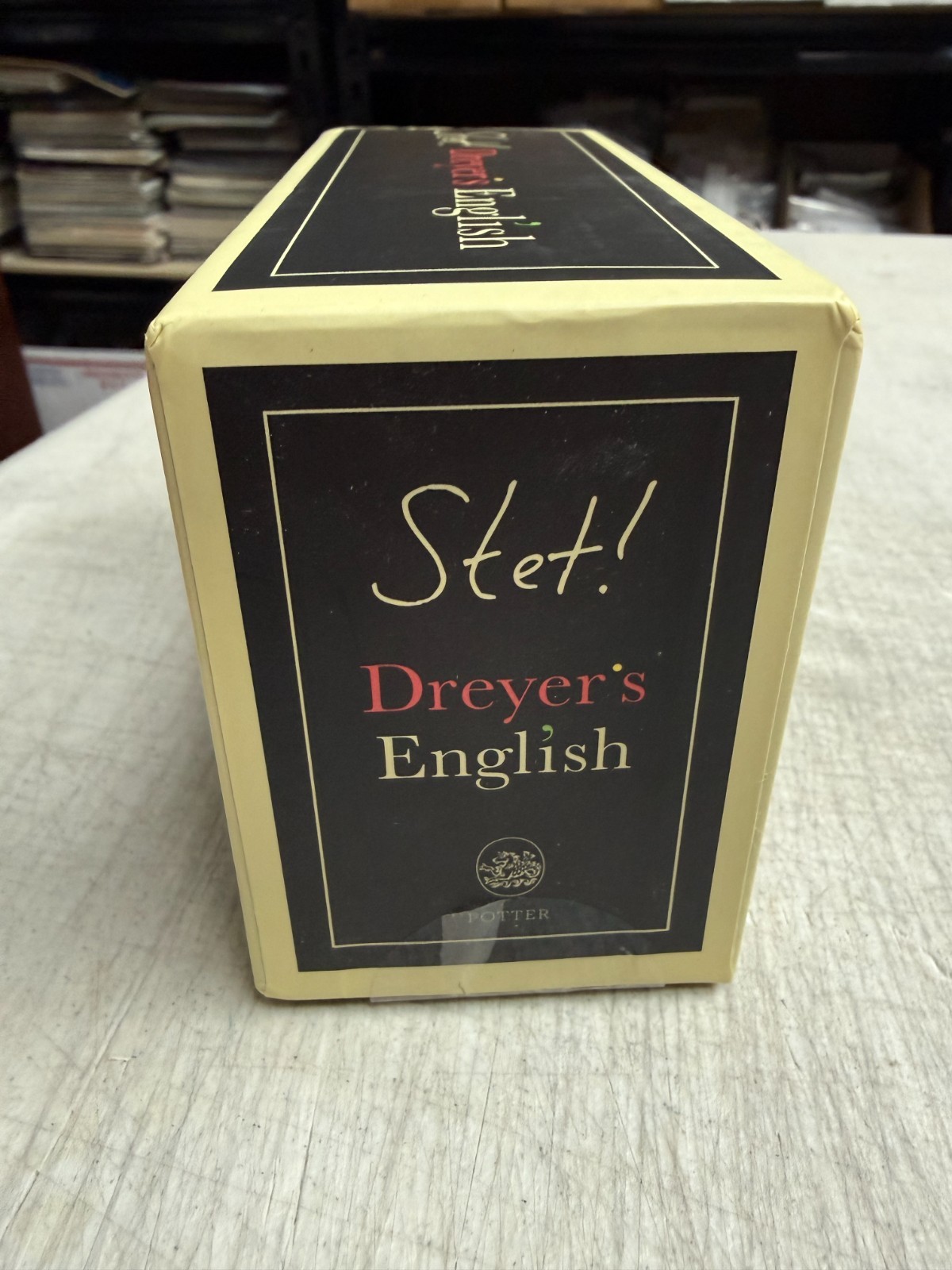 STET Dreyers Game of English by Benjamin Dreyer 9780593137857