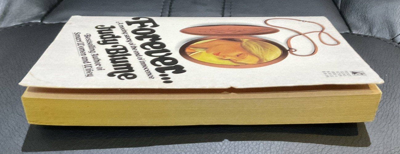Forever by Judy Blume Classic Older Teens (c) 1957 1st PB Printing 1976