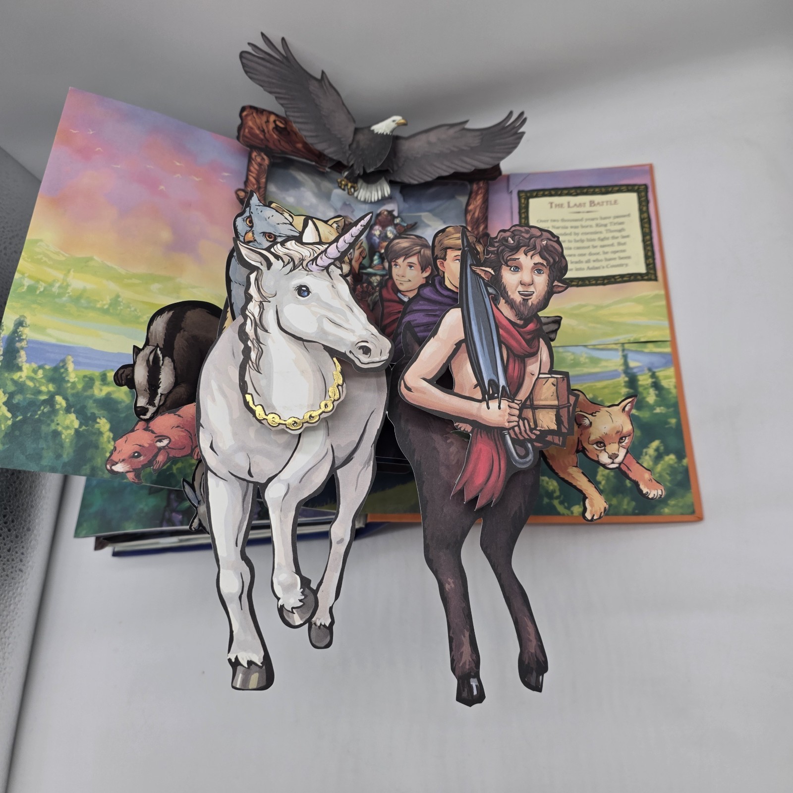 The Chronicles Of Narnia Pop-Up Book C.S. Lewis Robert Sabuda 2007