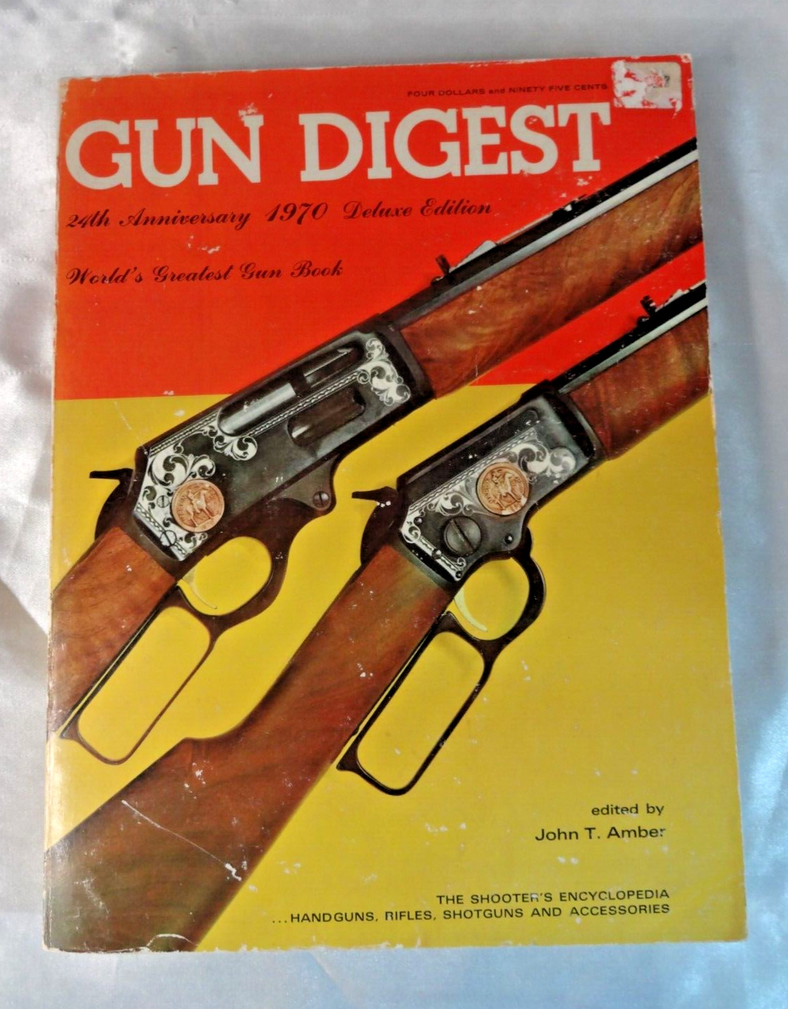 Gun Digest Vintage 1970 24th Anniversary Deluxe Edition Paperback 416 pages