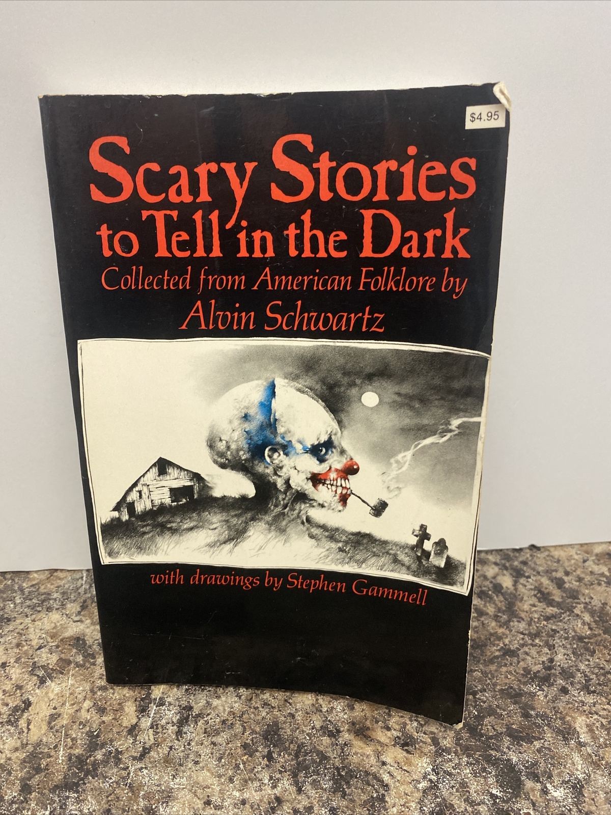 Scary Stories to Tell in the Dark Alvin Schwartz Softcover 1981 6th Printing