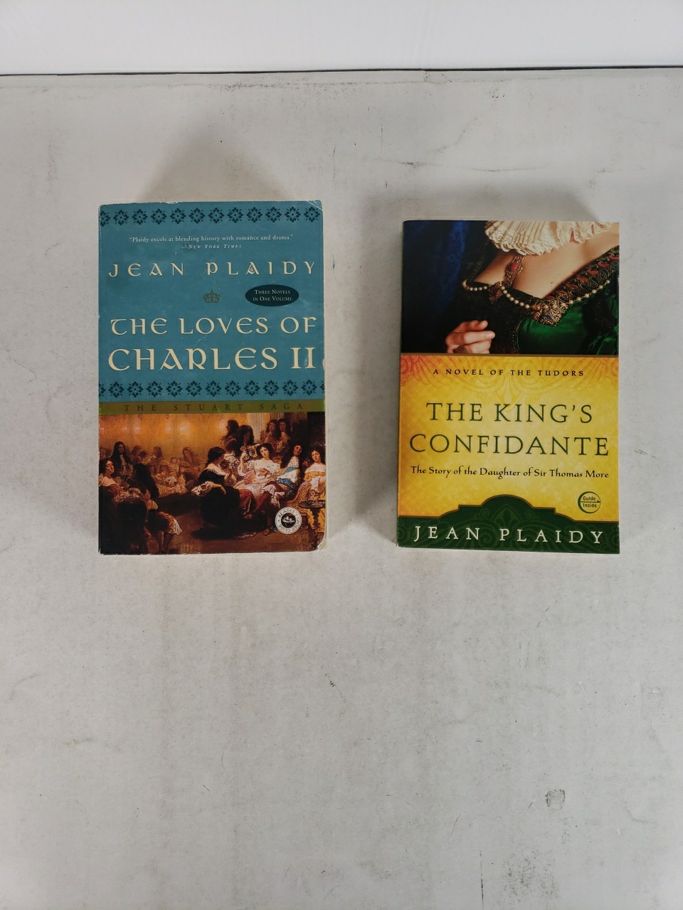 Jean Plaidy (12 Book Lot – All Paperback) the Borgias, Stuart Saga, The Tudors