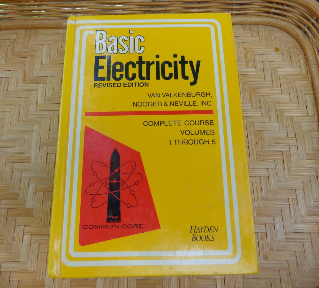 Basic Electricity Complete Course 5 In 1 Volume Van Valkenburgh 1983 Hardcover