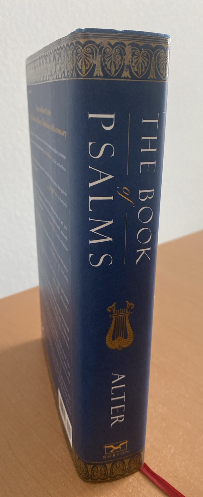 The Book of Psalms: A Translation – Hardcover, by Alter Robert – Very Good b