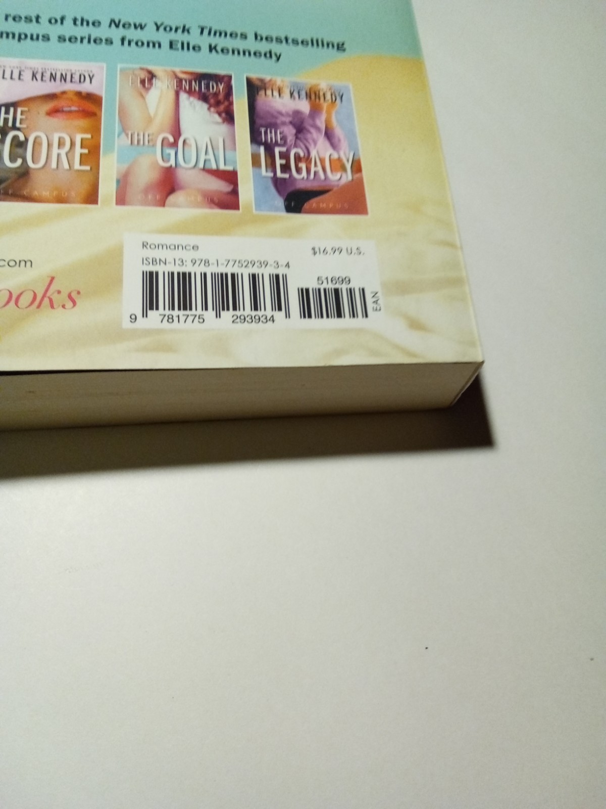 Elle Kennedy The Deal Paperback 2015 Bloom Books Off-Campus Series