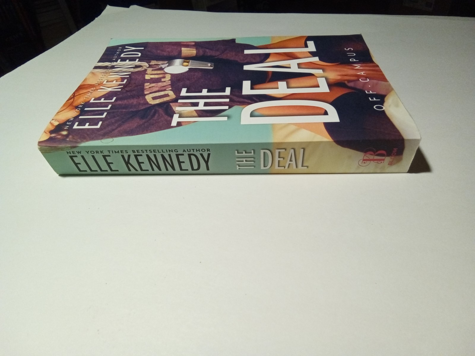 Elle Kennedy The Deal Paperback 2015 Bloom Books Off-Campus Series