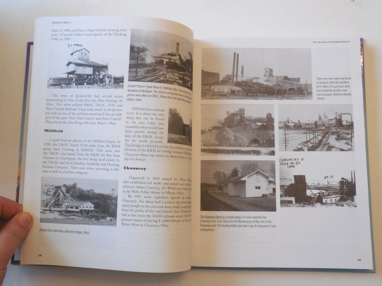 The Kanawha & Michigan Railroad: Bridgeline to the Lakes 1888-1922 by Mills HB