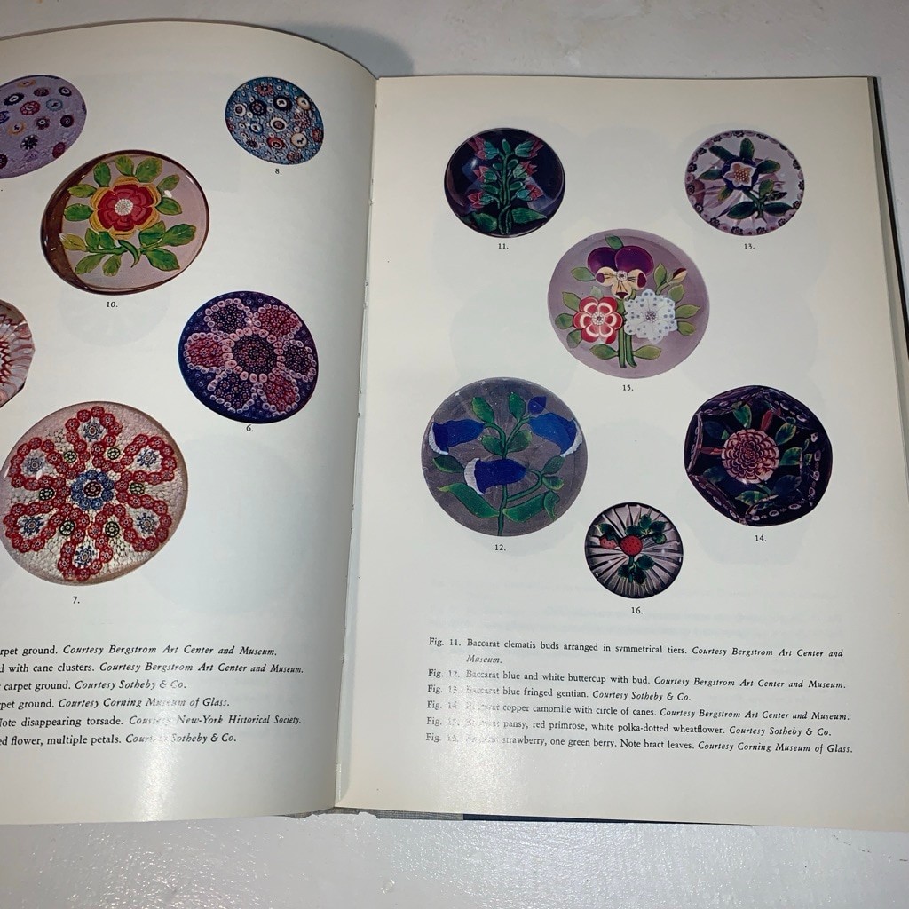 Unbranded Coffee Table Book The Encyclopedia of Glass Paperweights One Size Blac