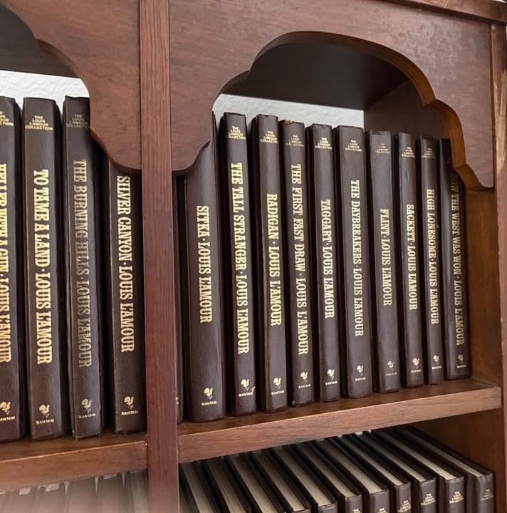 Louis L’amour LEATHERETTE Books – YOU PICK TITLES – Buy 4+, Save 15%