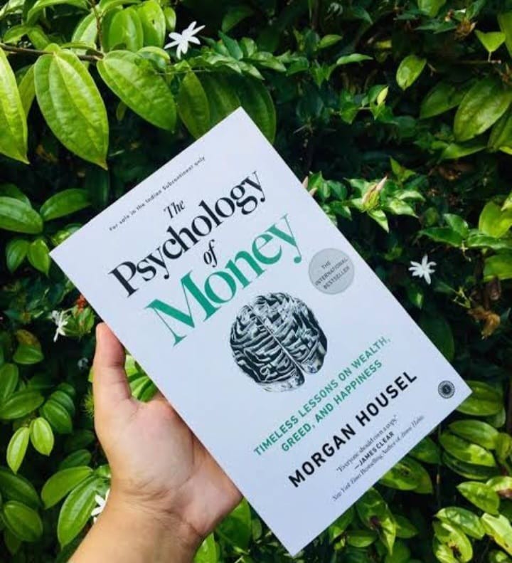 The Psychology of Money,Timeless lessons on wealth greed,and happiness PaperBook