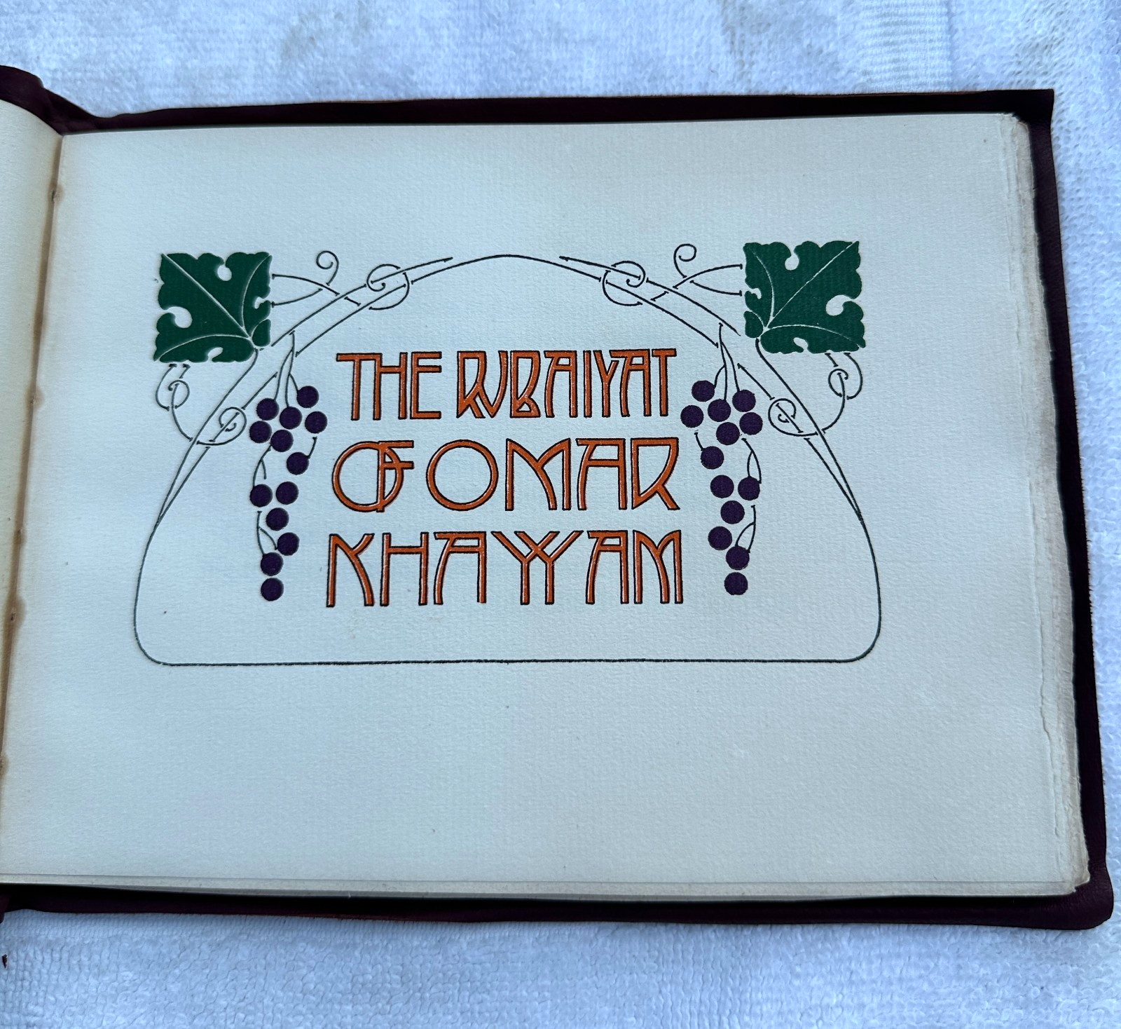 Vintage 1922 The Rubaiyat Of Omar Khayyam Suede Cover Book by Roycrofters w/ Box