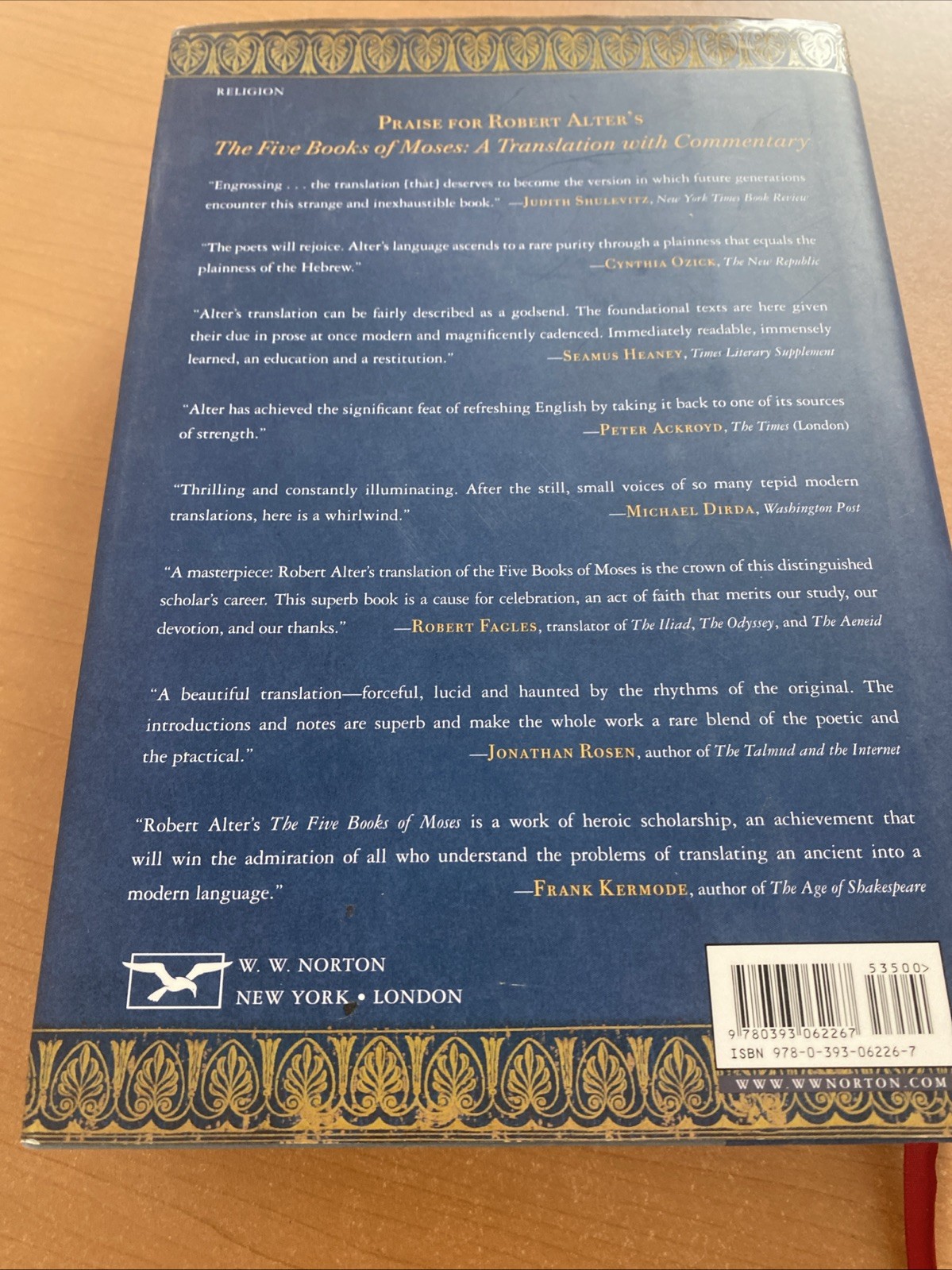 The Book of Psalms: A Translation – Hardcover, by Alter Robert – Very Good b