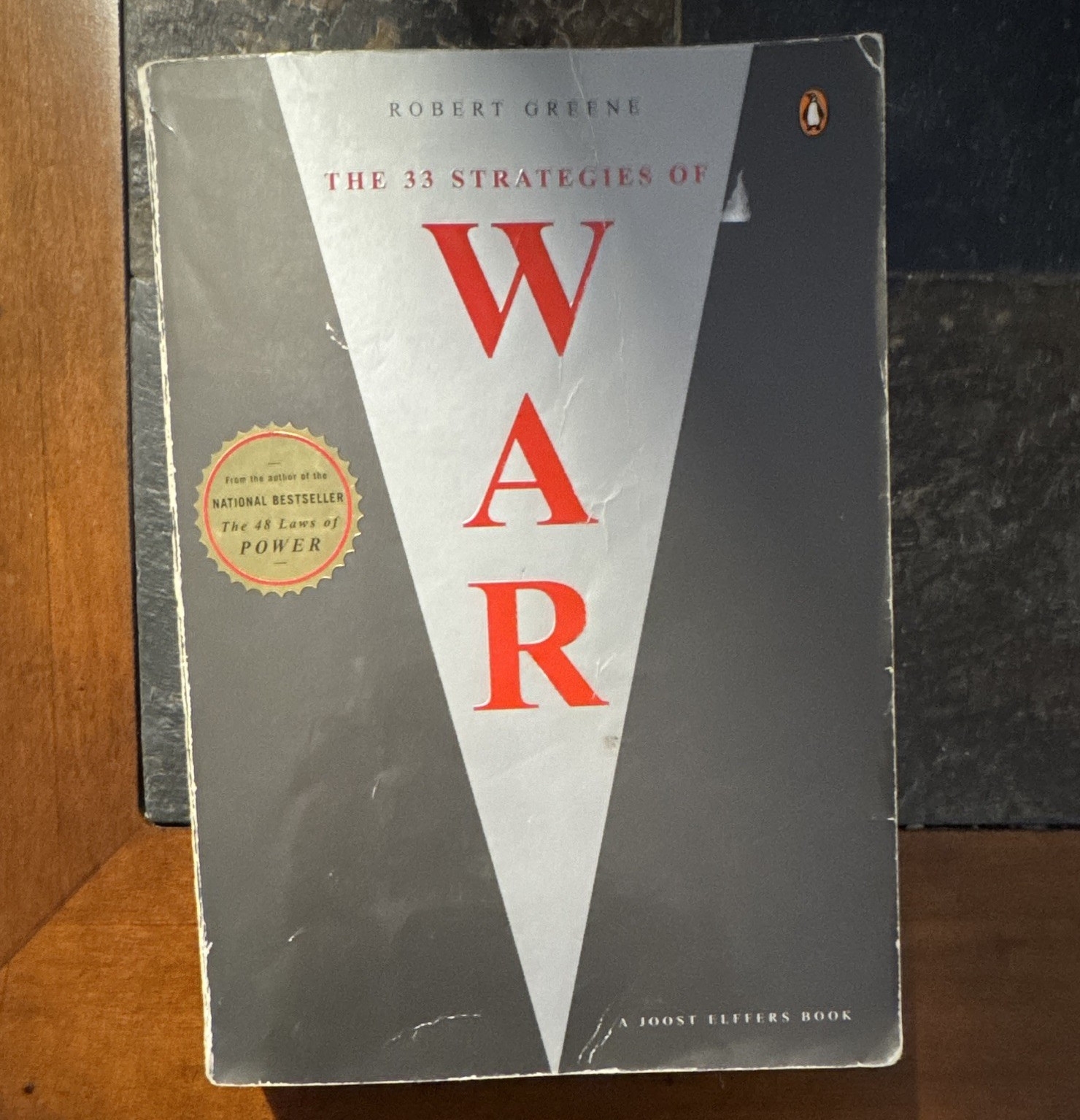 Robert Greene The 33 Strategies of War UK-B PB 2007 Penguin 512 Pages