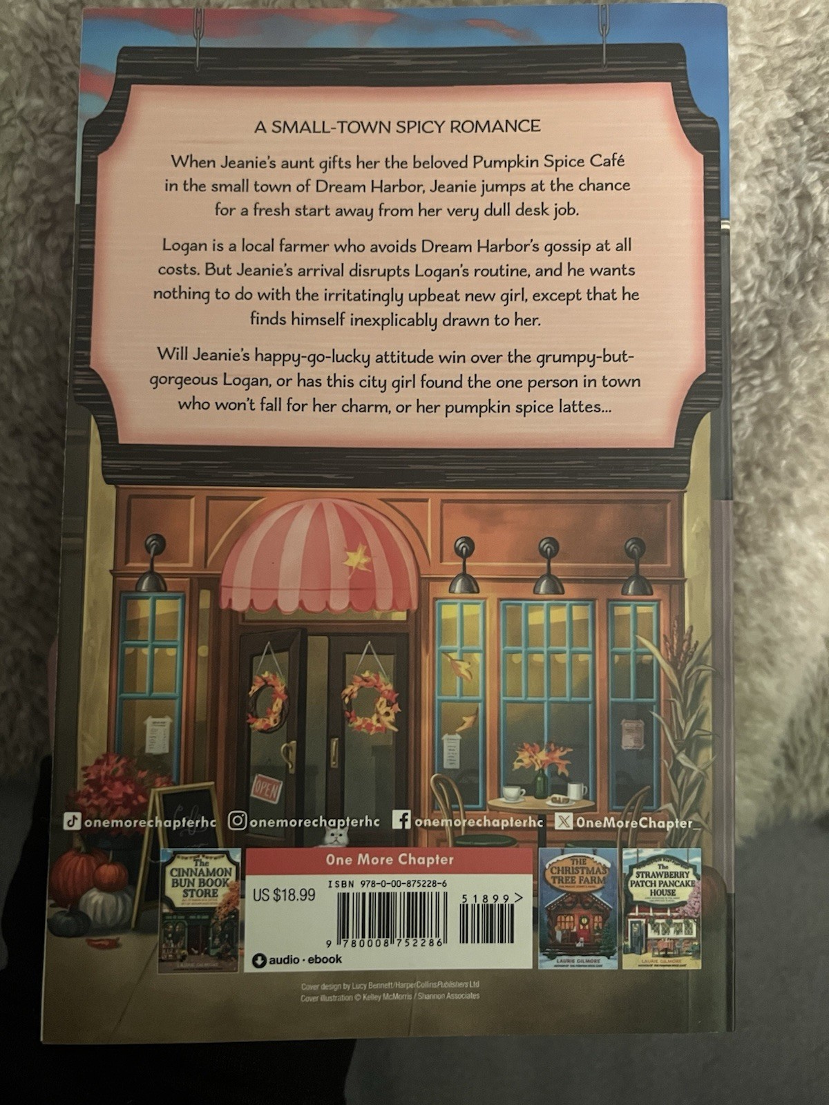 The Pumpkin Spice Café by Laurie Gilmore (2023, Paperback)