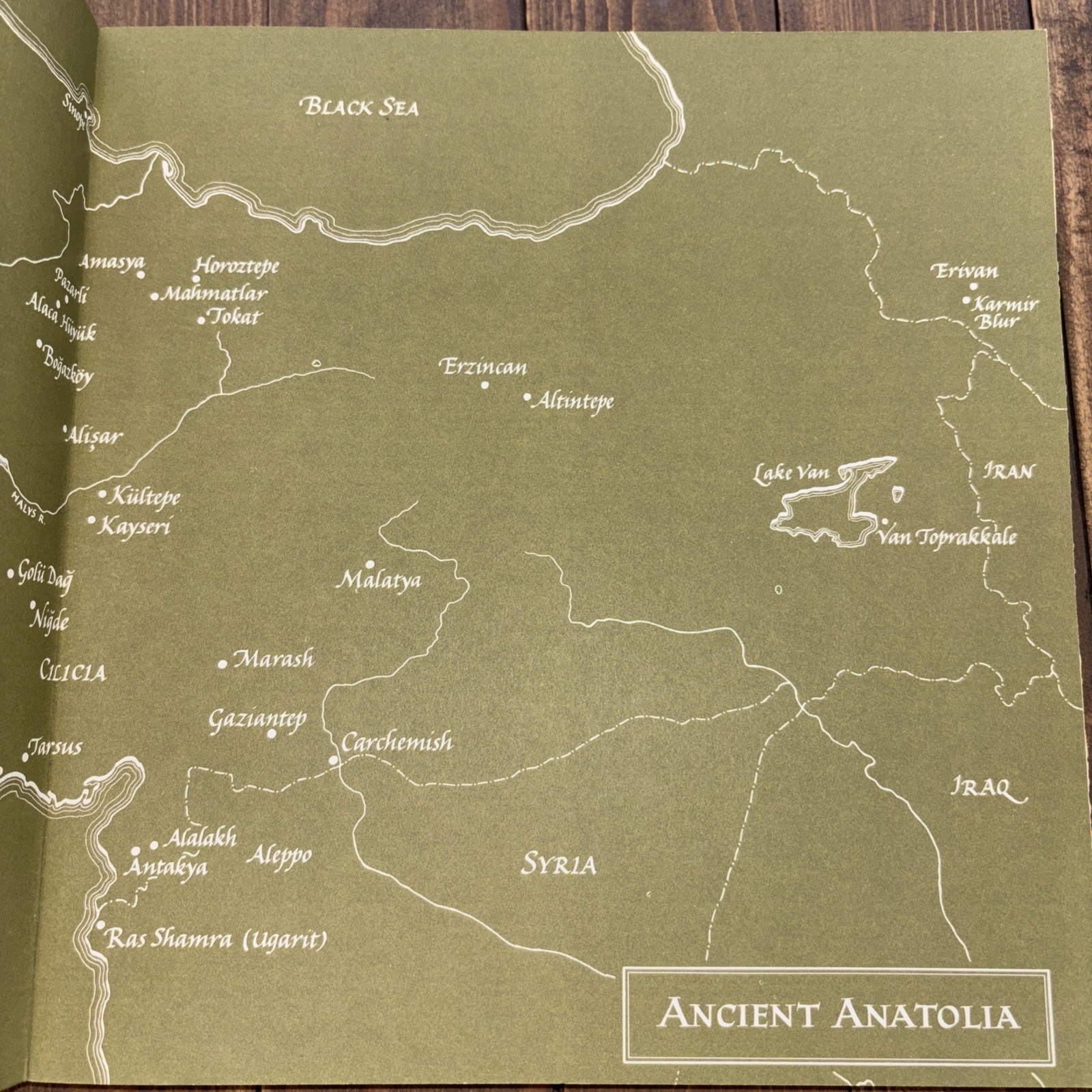 ART TREASURES OF TURKEY Circulated by the Smithsonian Institution 1966 Washingto