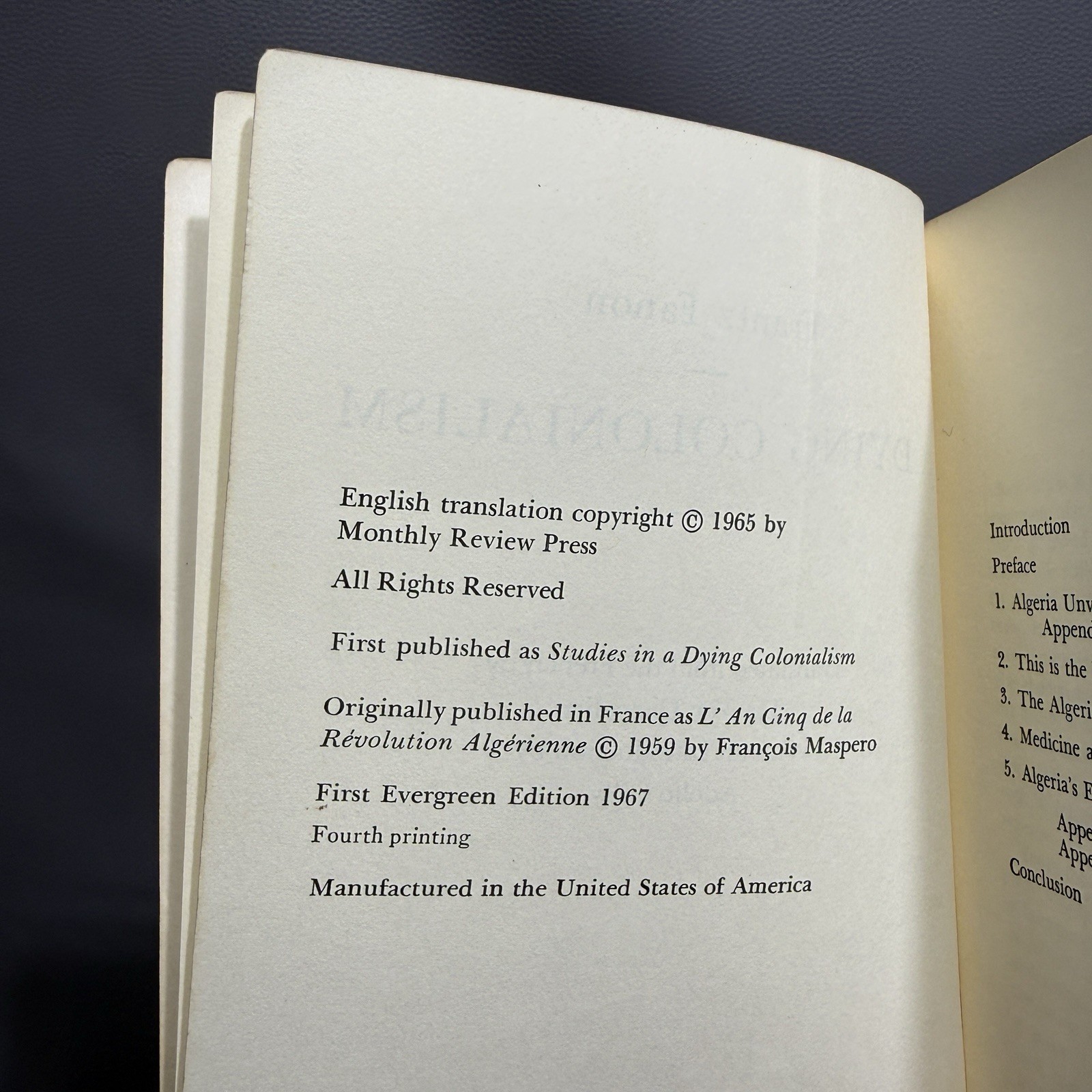 Vintage A Dying Colonialism Frantz Fanon Red Trade PB 1967 Grove Press Evergreen