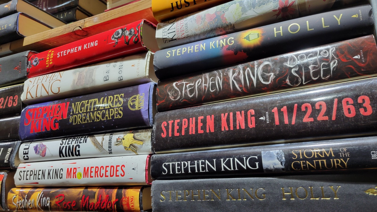 Lot of 8 Stephen King Hardcover Books Random Mix HORROR Free Shipping
