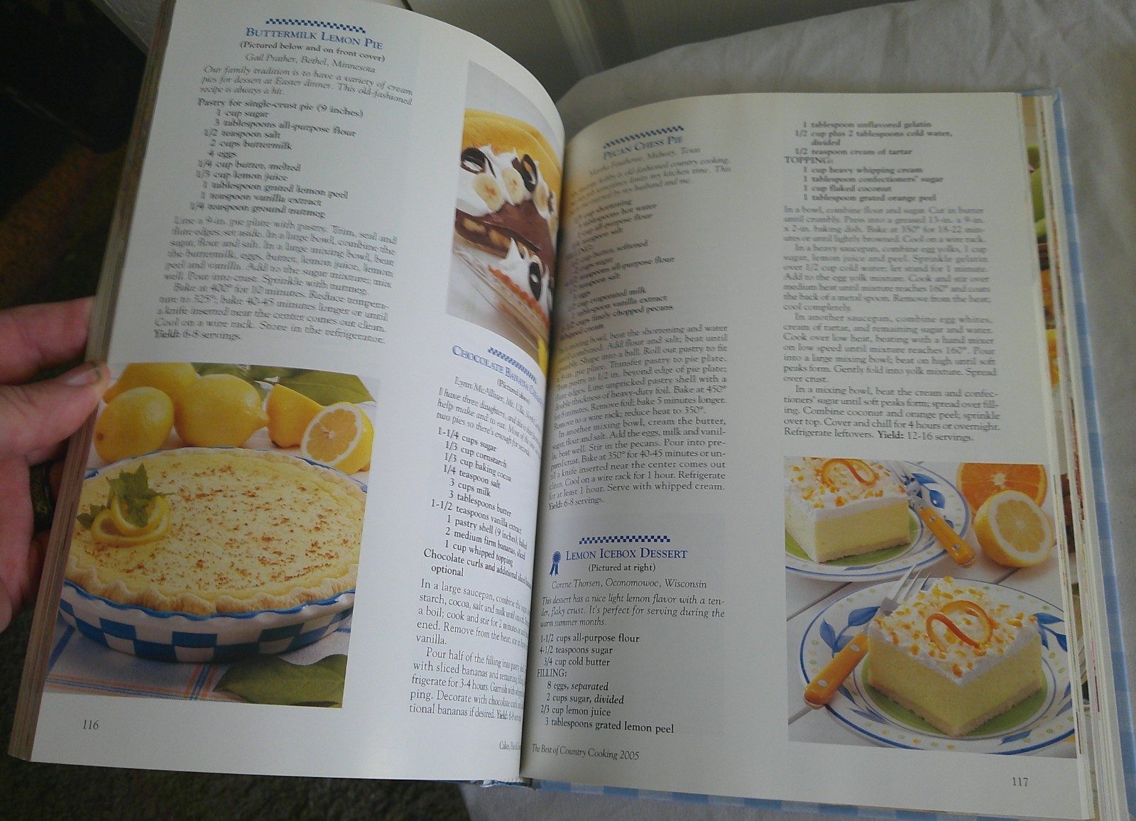 Best of Country Cooking, Cook Book’s 2005 and 2006, 184 pages each