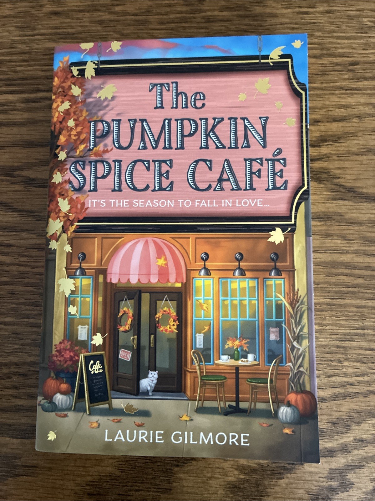 Pumpkin Spice Café (Dream Harbor, Book 1) by Laurie Gilmore (2023, Uk-B…