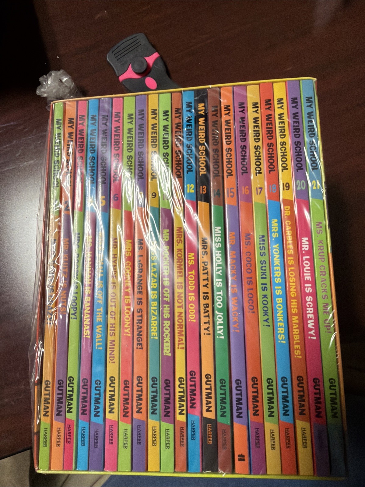 My Weird School 21-Book Box Set by Dan Gutman (2011, Trade Paperback / Trade…