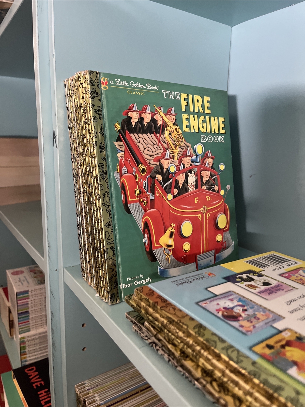 25 BOOKS – Little Golden Book Collection – Fast Free Shipping
