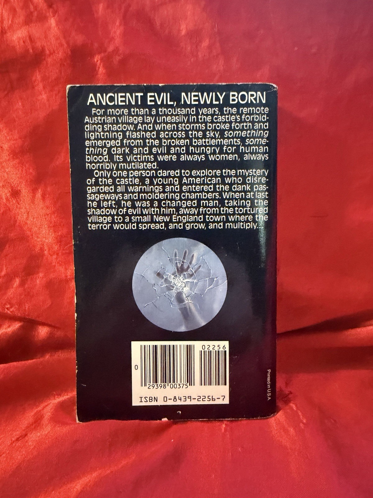 LOT of 2 VINTAGE “LEISURE HORROR” PAPERBACKS FROM HELL! ‘Creature’ & ‘Strands’