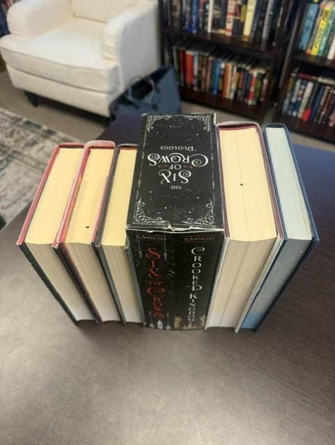 Leigh Bardugo 7 Book Lot Hardcovers includes Six of Crows Duology in Slipcase