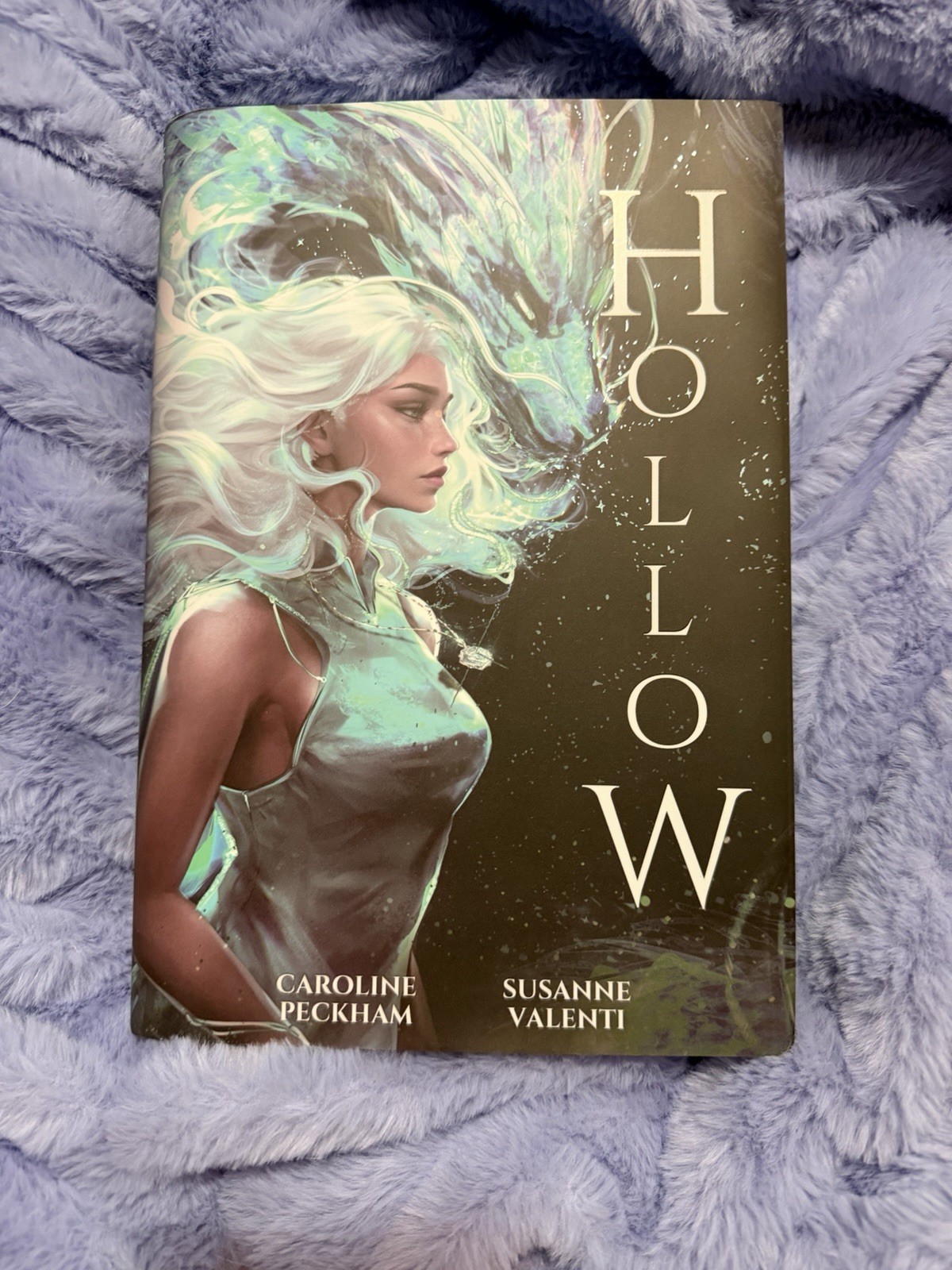 Hollow (Book 1 in the Crown of Hearts & Chaos Series) by Caroline Peckham: New
