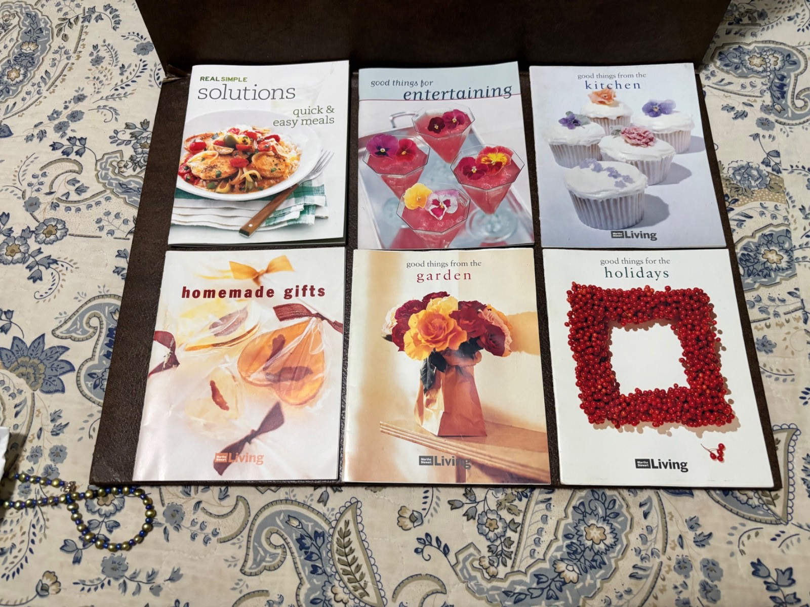 LOT OF MARTHA STEWART GOOD THINGS,HOMEMADE GIFTS&REAL SIMPLE SOLUTIONS PAPERBACK